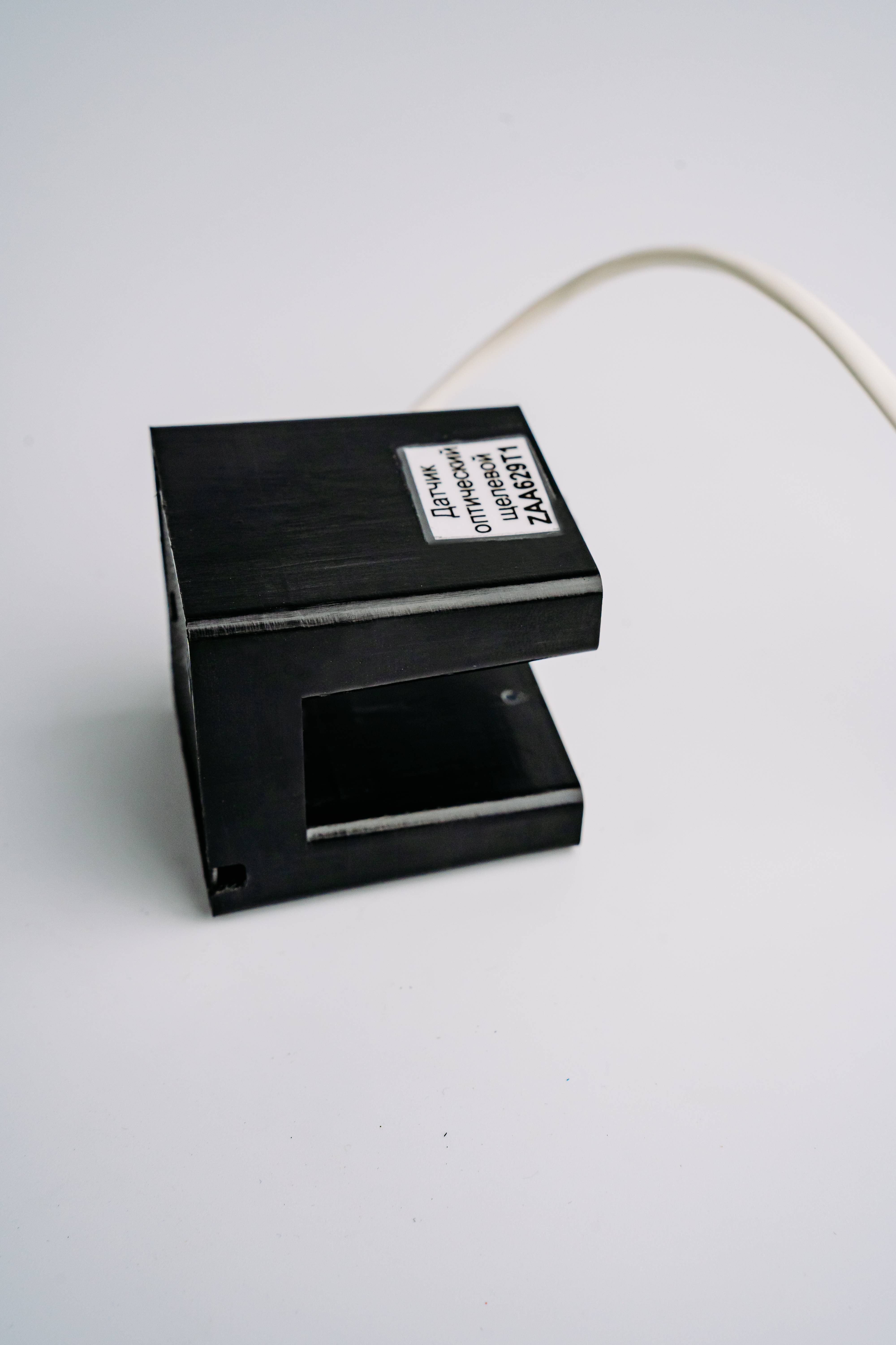 Датчик оптический щелевой системы позиционирования ZAA629T1 Датчик оптический щелевой системы позиционирования ZAA629T1